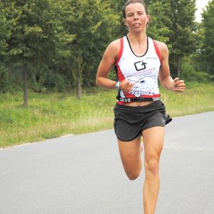 04-angela-kuehnlein-hochstrassenlauf-weisendorf-2014-04.jpg